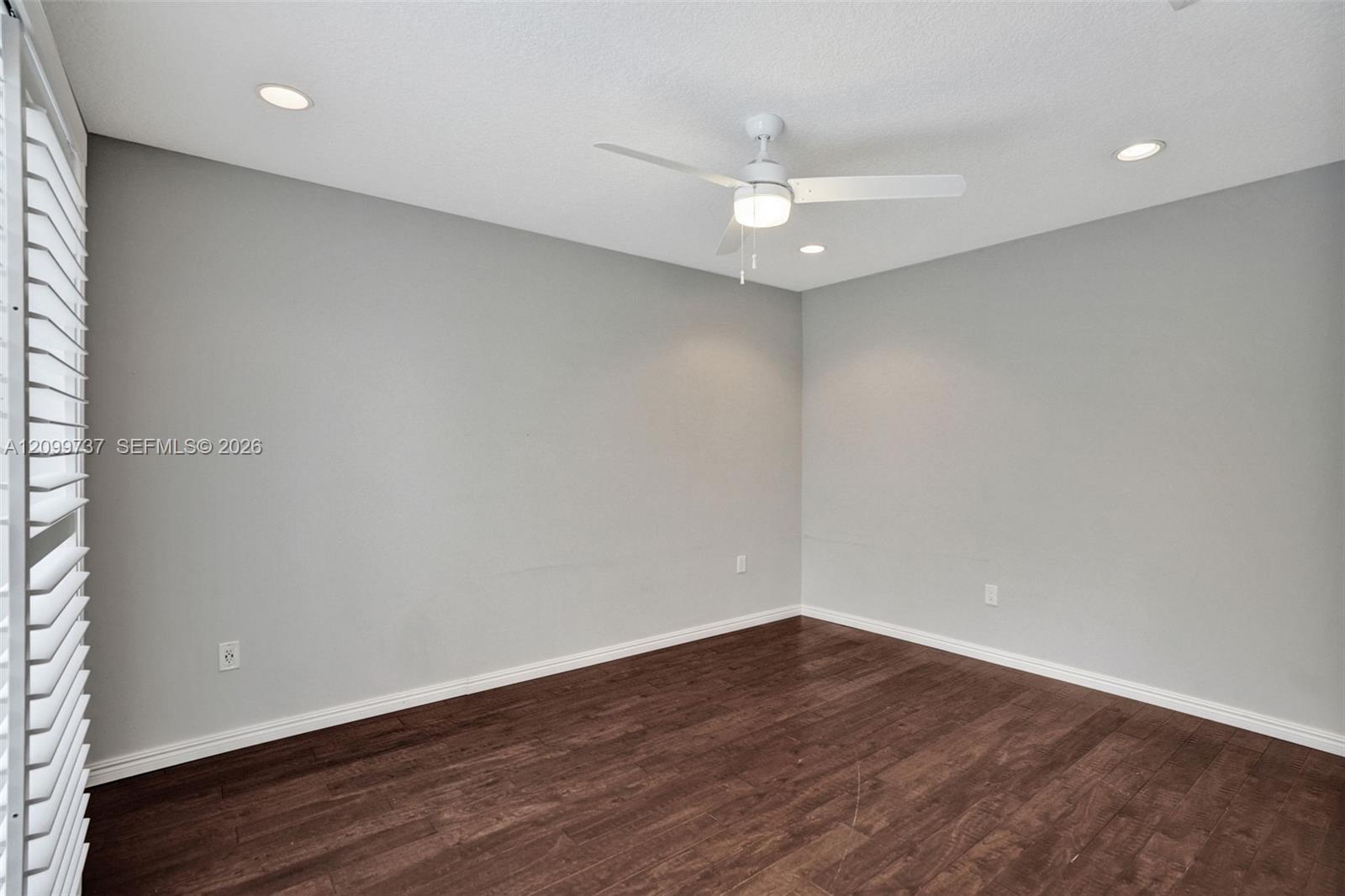 1620 Weeping Willow Way Property Photo 21