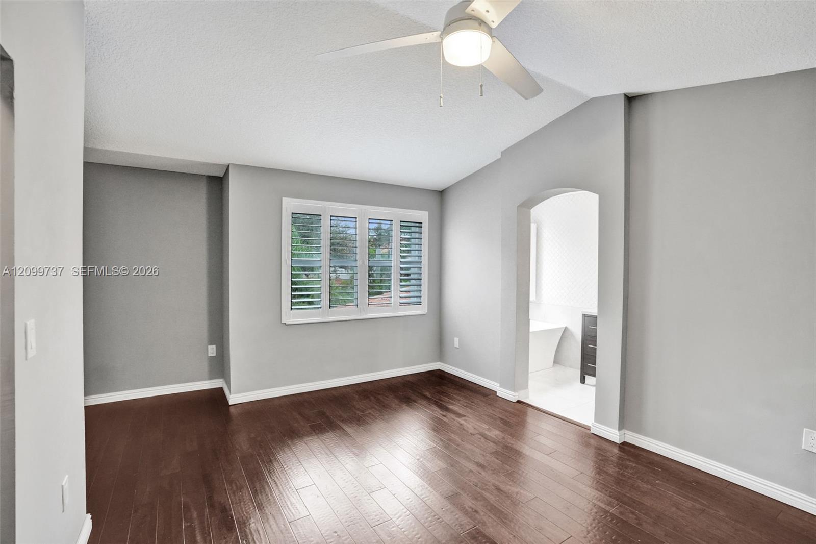 1620 Weeping Willow Way Property Photo 32