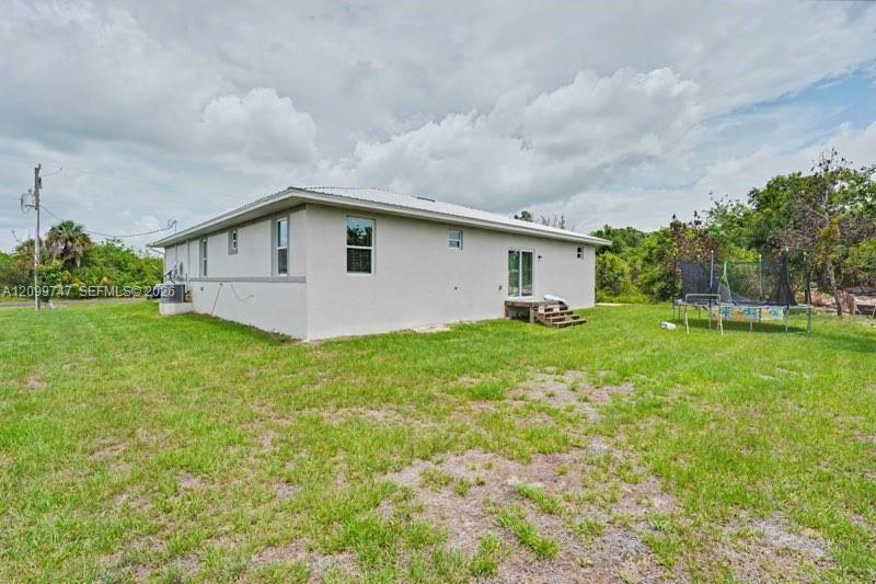 8006 Oakleaf Circle Property Photo 7