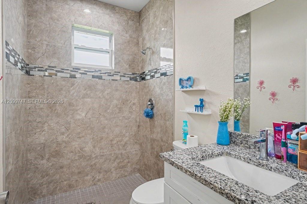 8006 Oakleaf Circle Property Photo 10