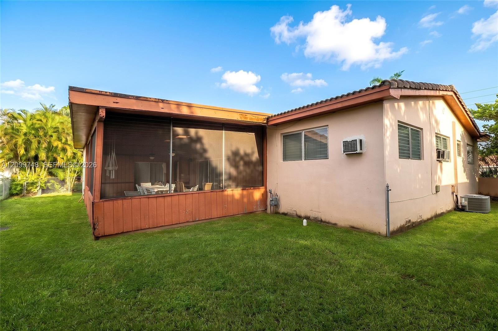 8410 Sw 16th Street Property Photo 3