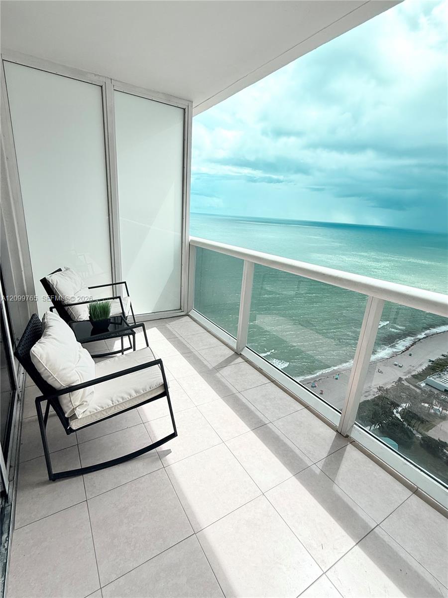 1830 S Ocean Drive 3705 Property Photo 1
