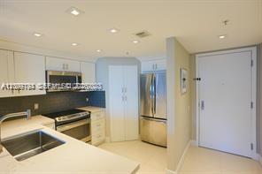 701 Brickell Key Boulevard 1101 Property Photo 13