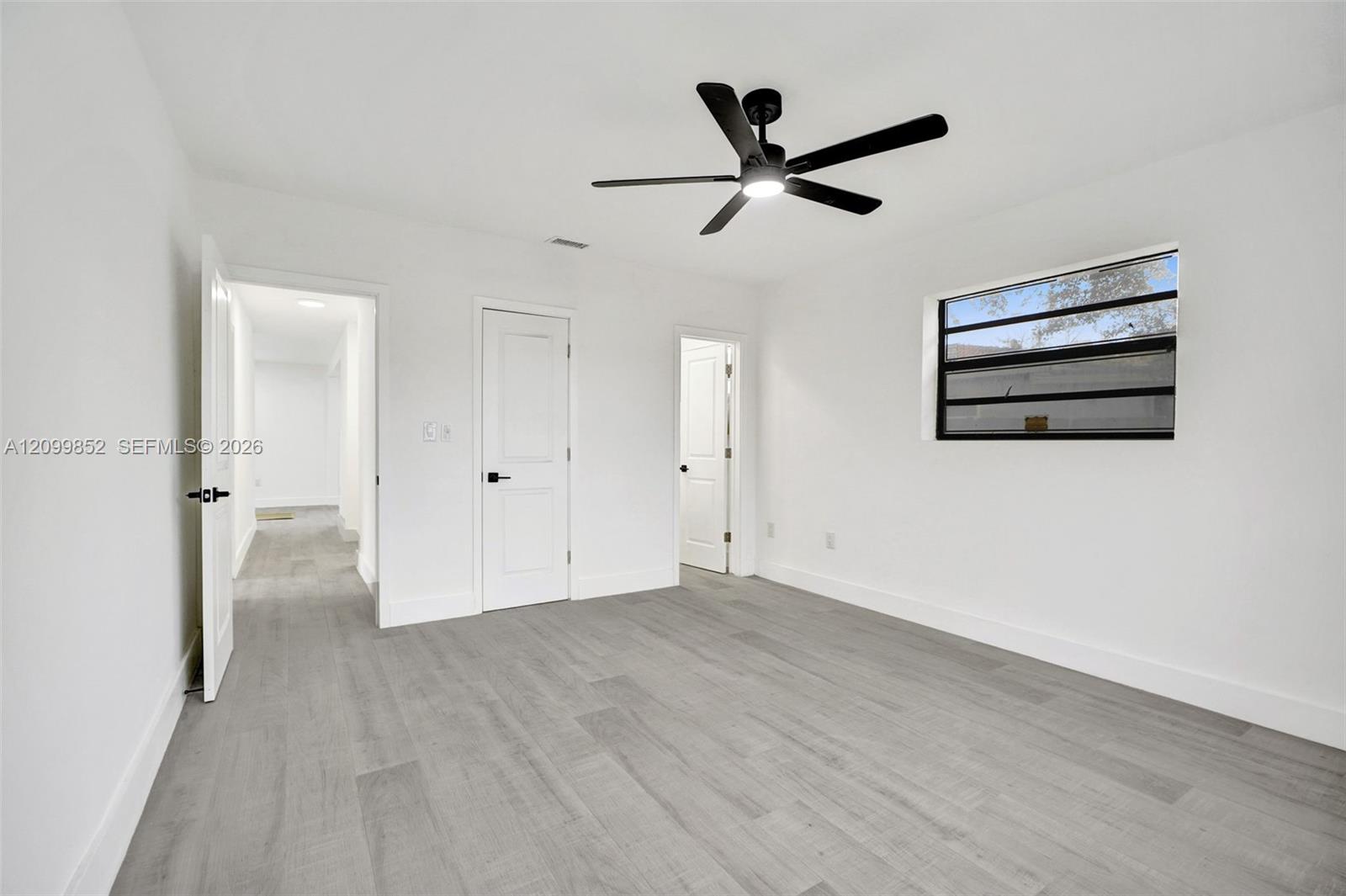 16911 Ne 6th Avenue Property Photo 35