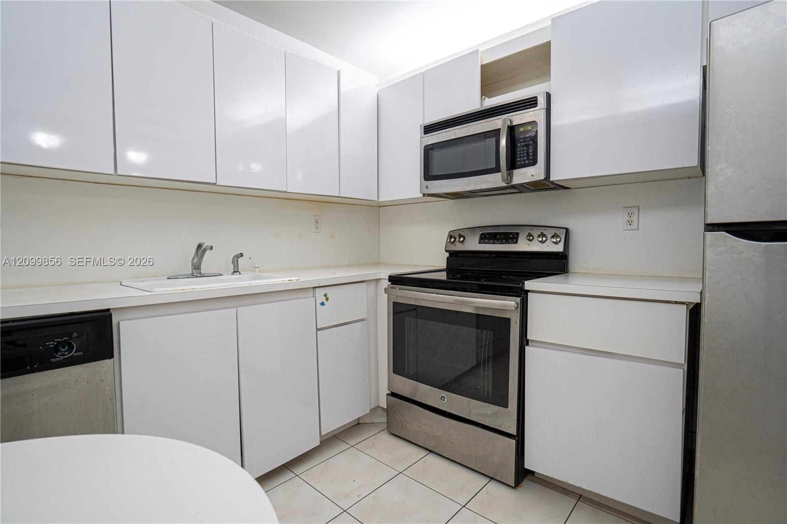 600 Three Islands Boulevard 316 Property Photo 2