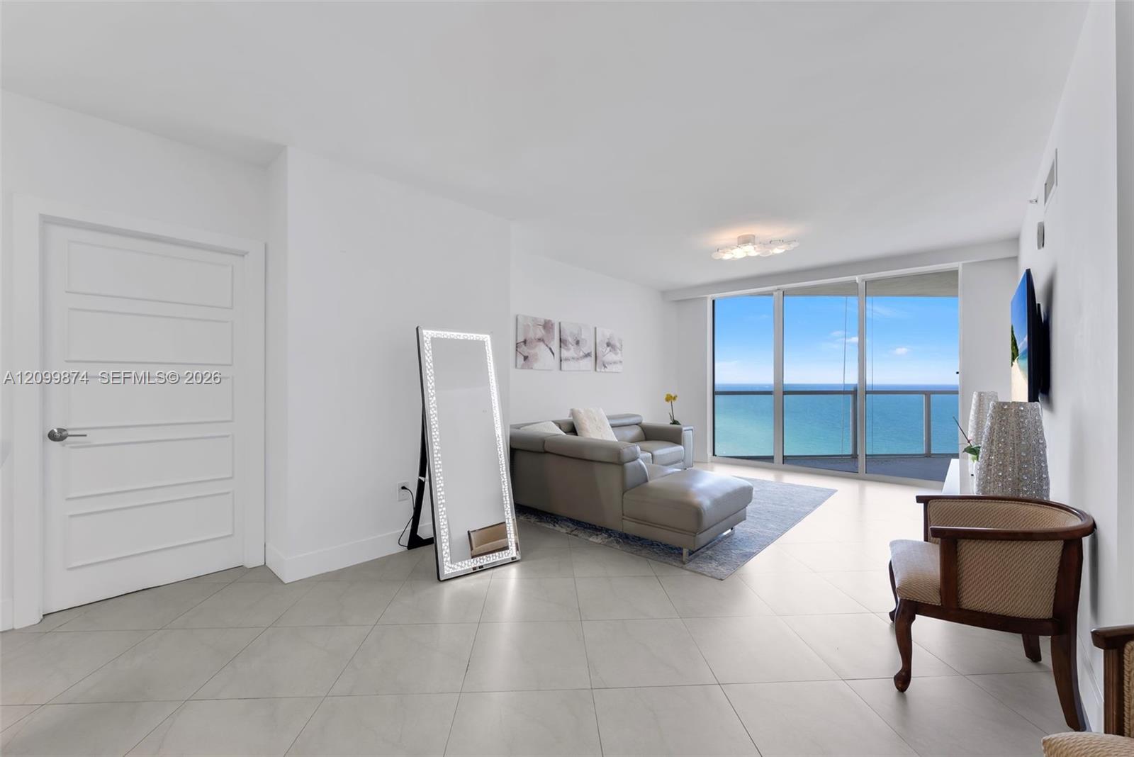 16699 Collins Avenue 2904 Property Photo 1