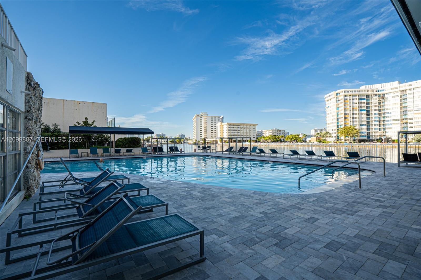 1849 S Ocean Drive 1509 Property Photo 4