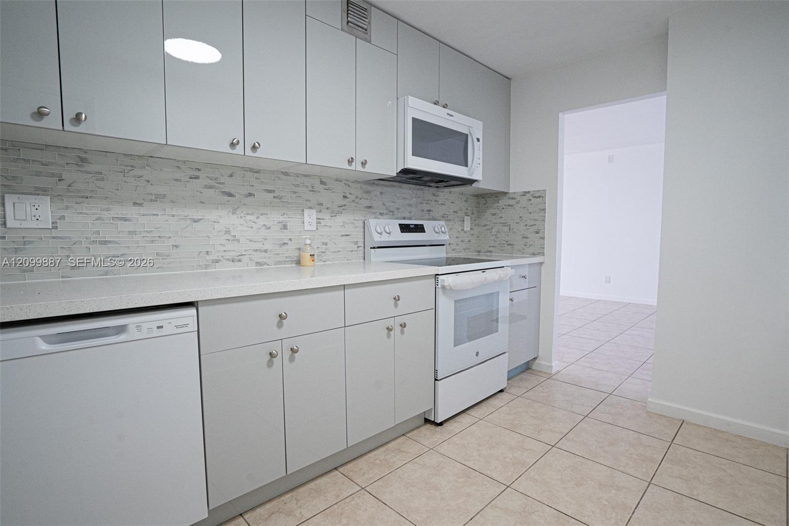 1849 S Ocean Drive 1509 Property Photo 17