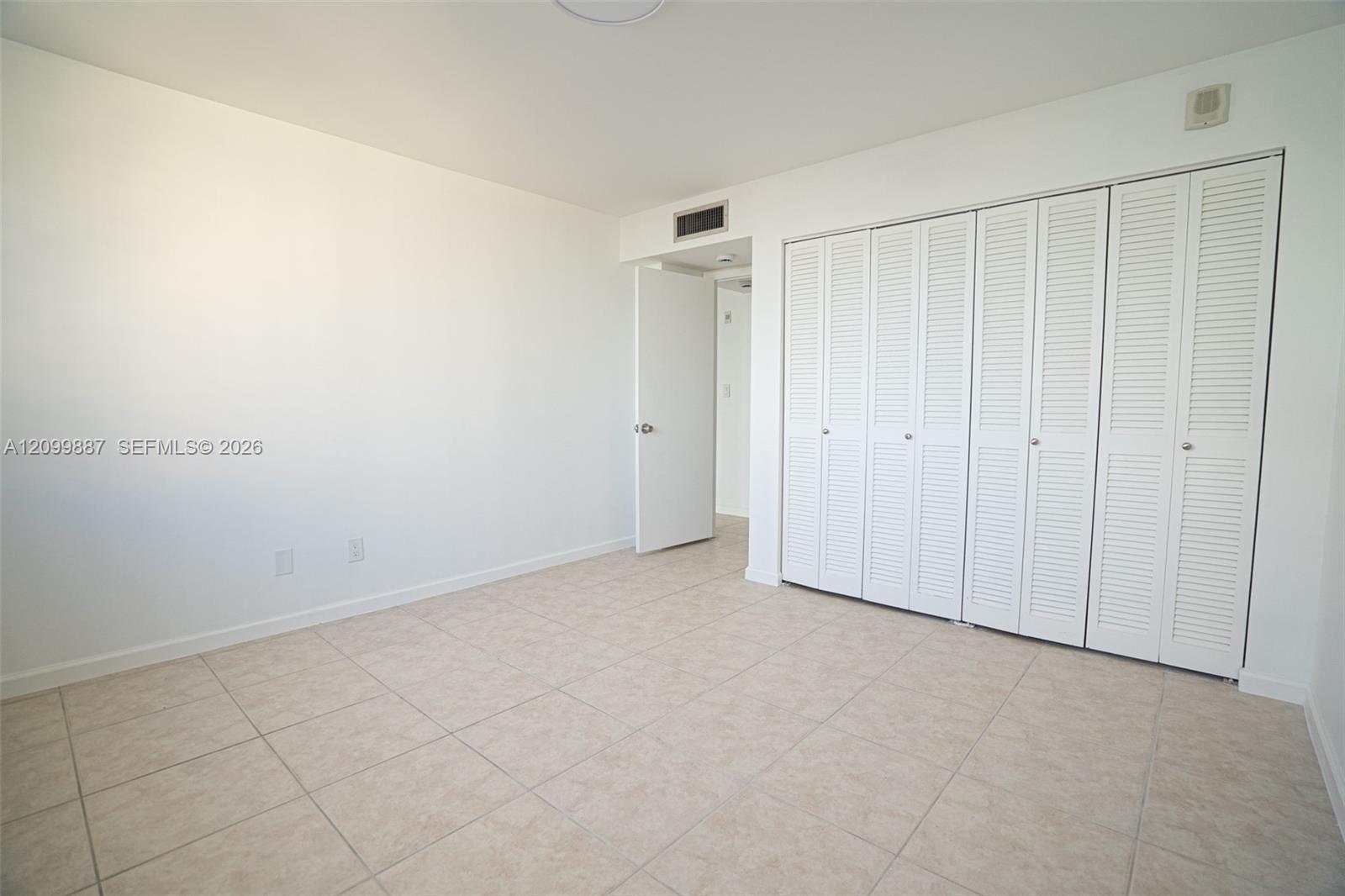 1849 S Ocean Drive 1509 Property Photo 24