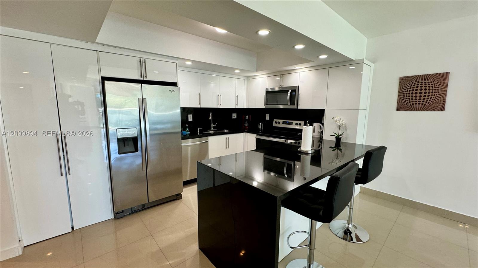 19370 Collins Avenue 201 Property Photo 4