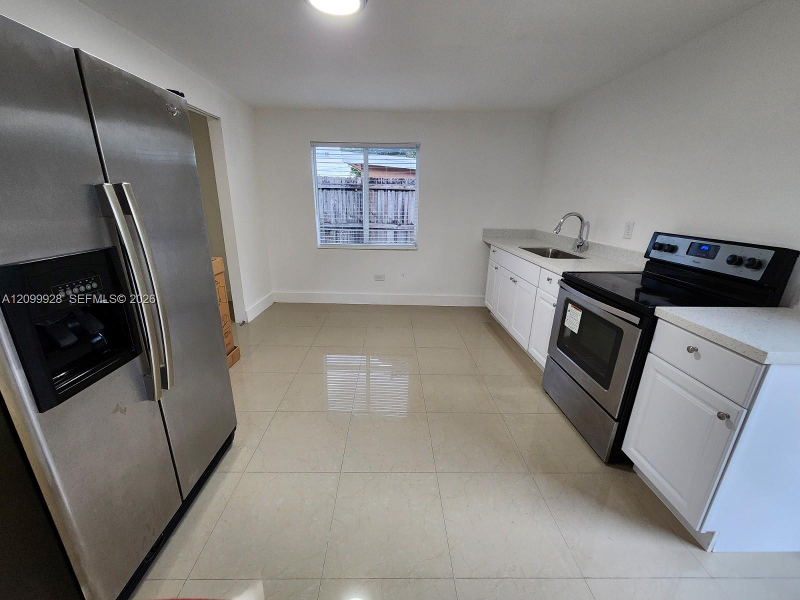 520 E 49th Street Property Photo 1