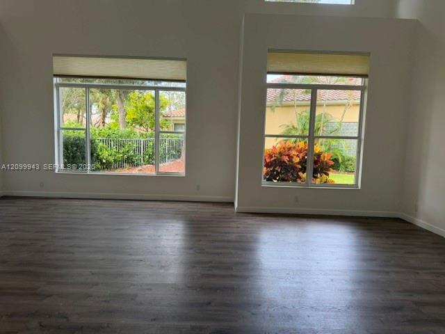 A12099943 Property Photo 9