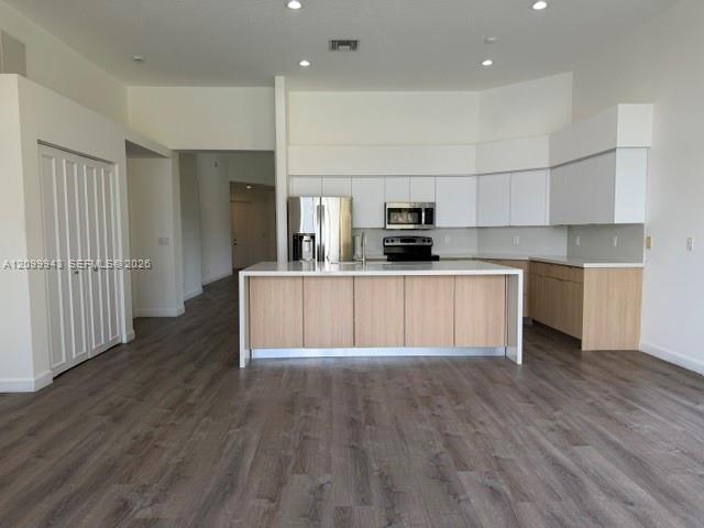 A12099943 Property Photo 12