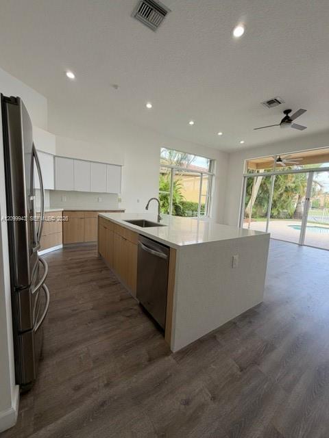A12099943 Property Photo 15