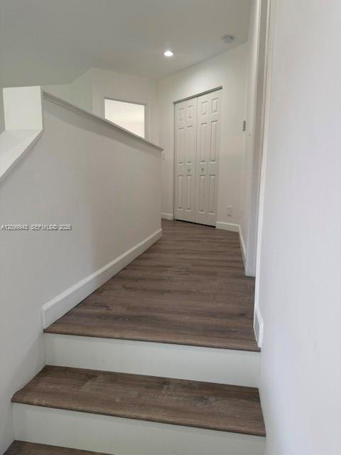 A12099943 Property Photo 29