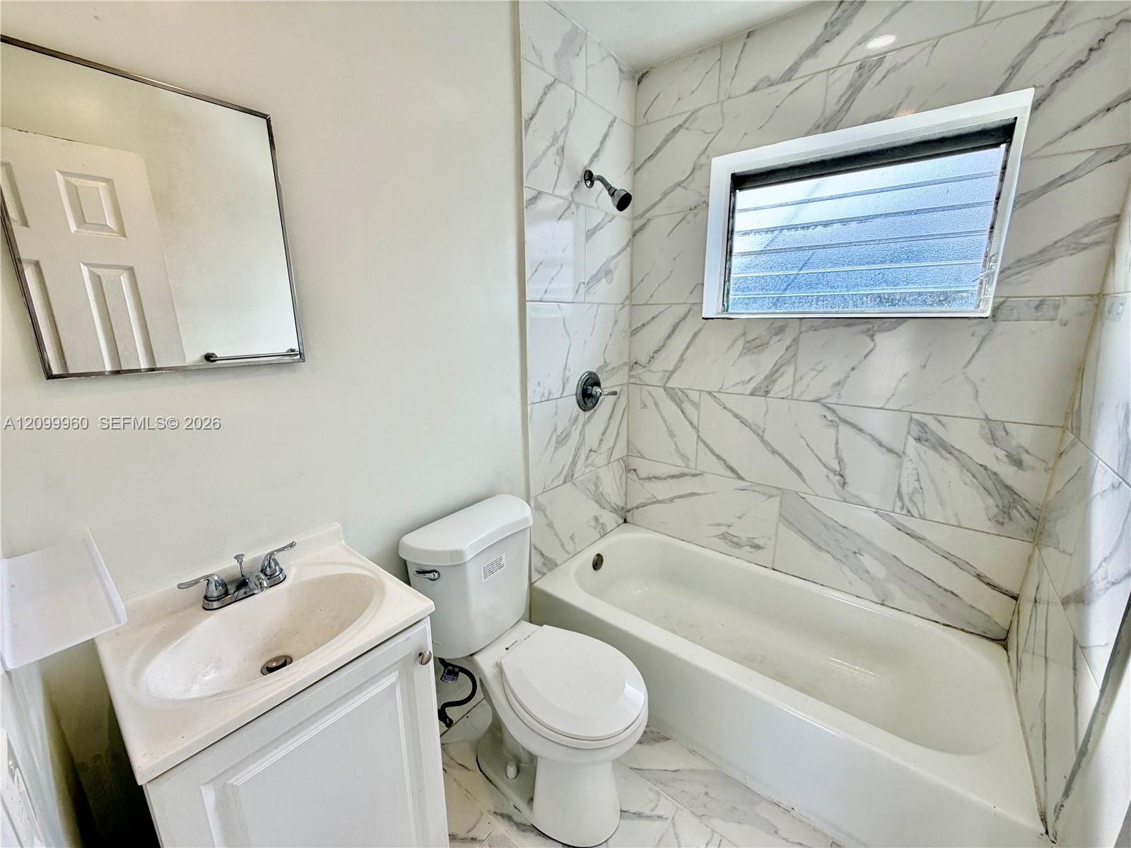 842 Nw 8th Street 4 Property Photo 4