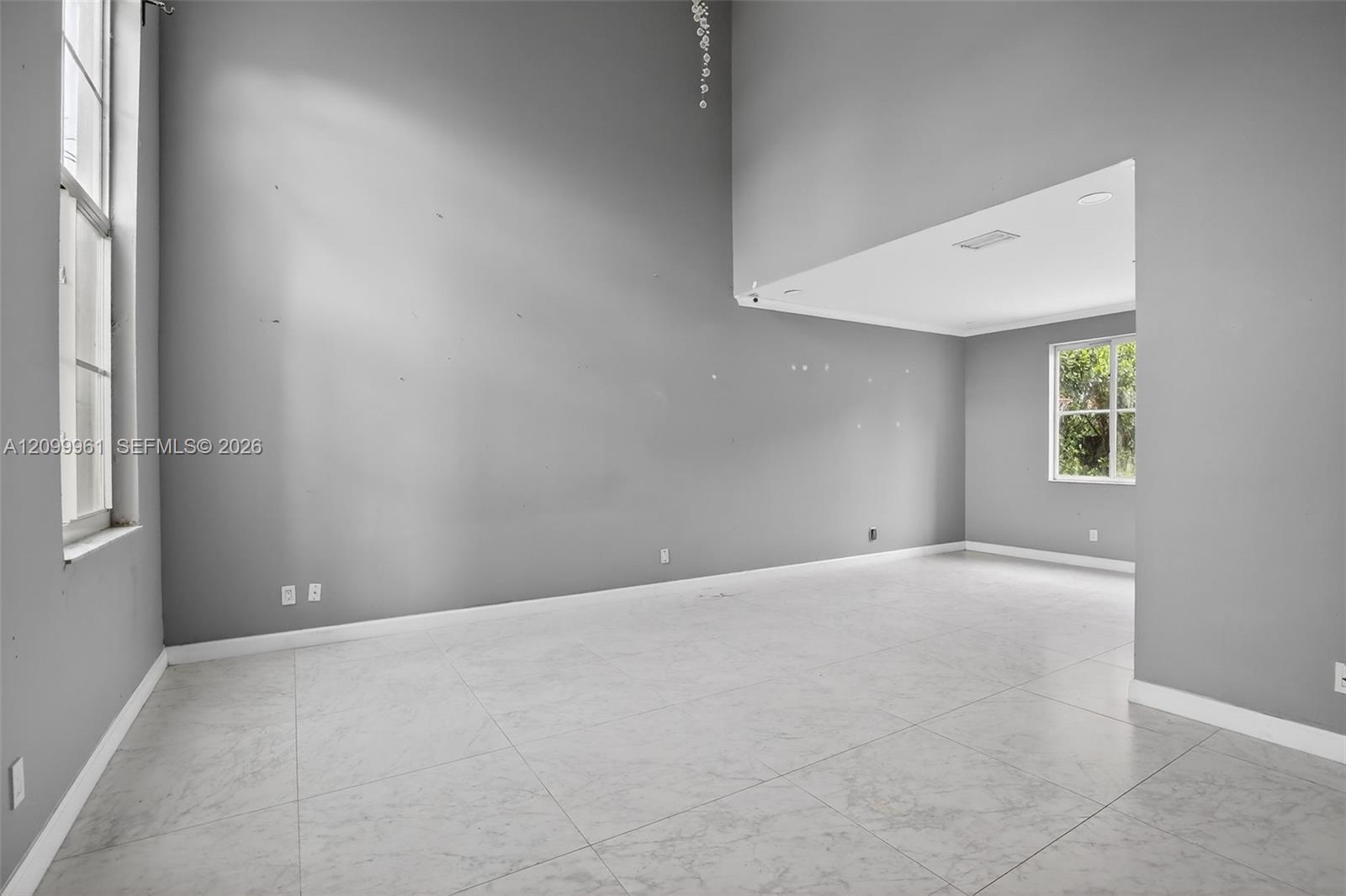 10755 Sw 17th Place Property Photo 6