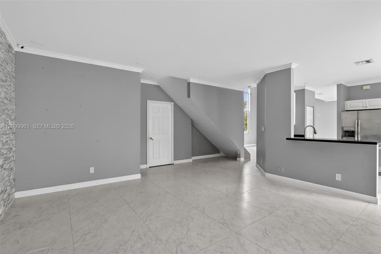 10755 Sw 17th Place Property Photo 14
