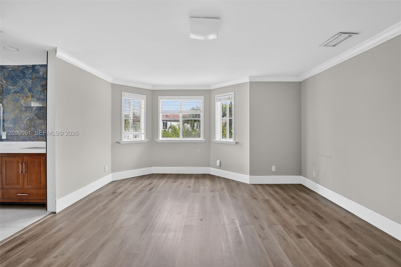 10755 Sw 17th Place Property Photo 18
