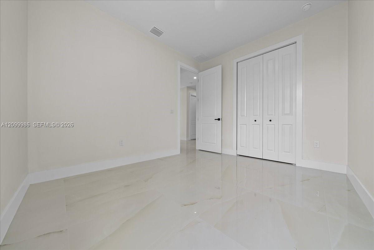 1025 Marshall Avenue S Property Photo 8
