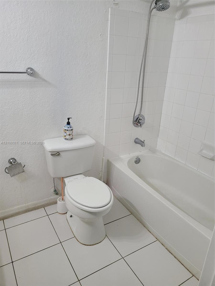 2541 Centergate Drive 101 Property Photo 11