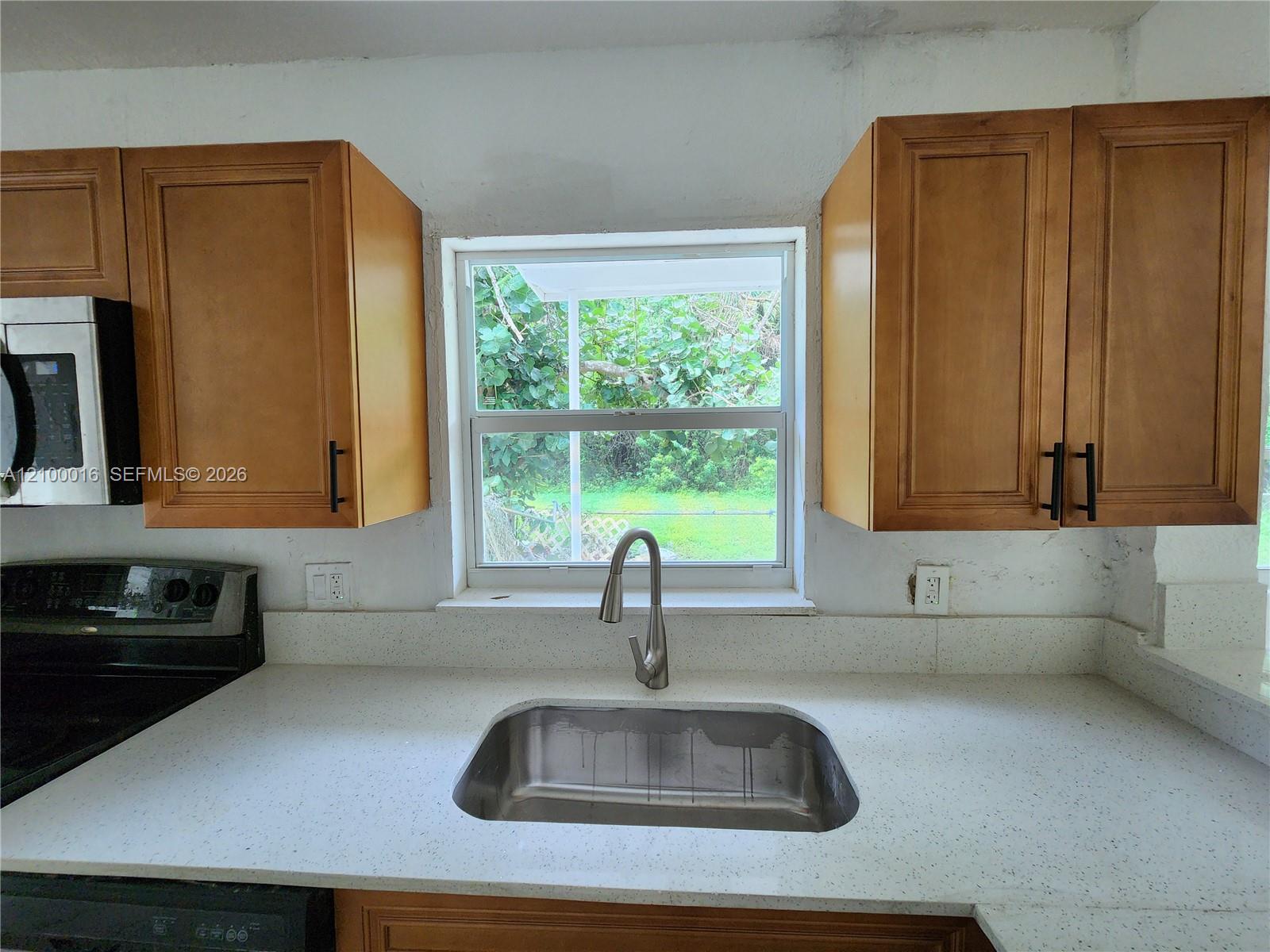1901 N 49th Street Property Photo 3