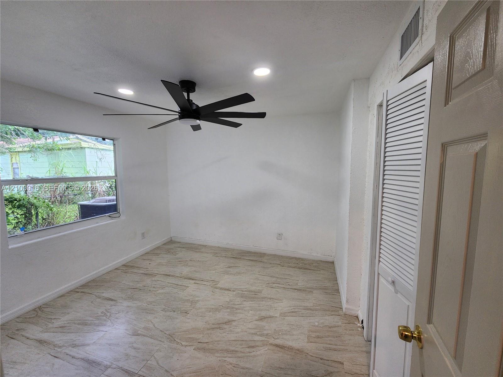 1901 N 49th Street Property Photo 14