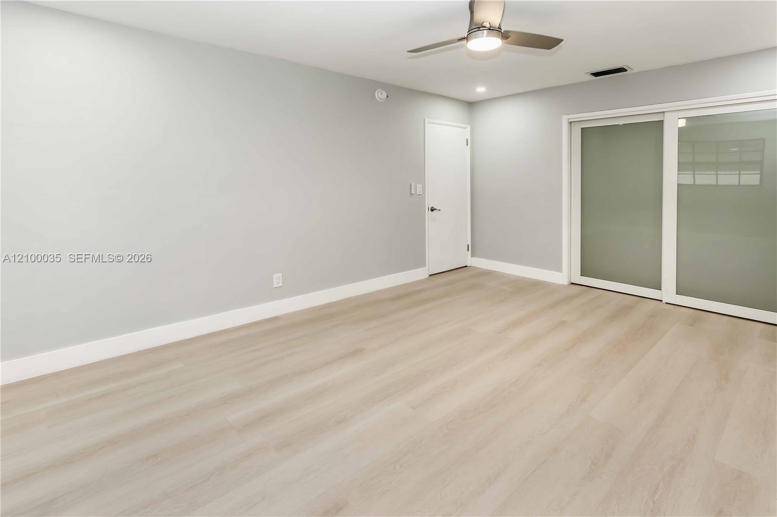 5618 Madison Street Property Photo 18