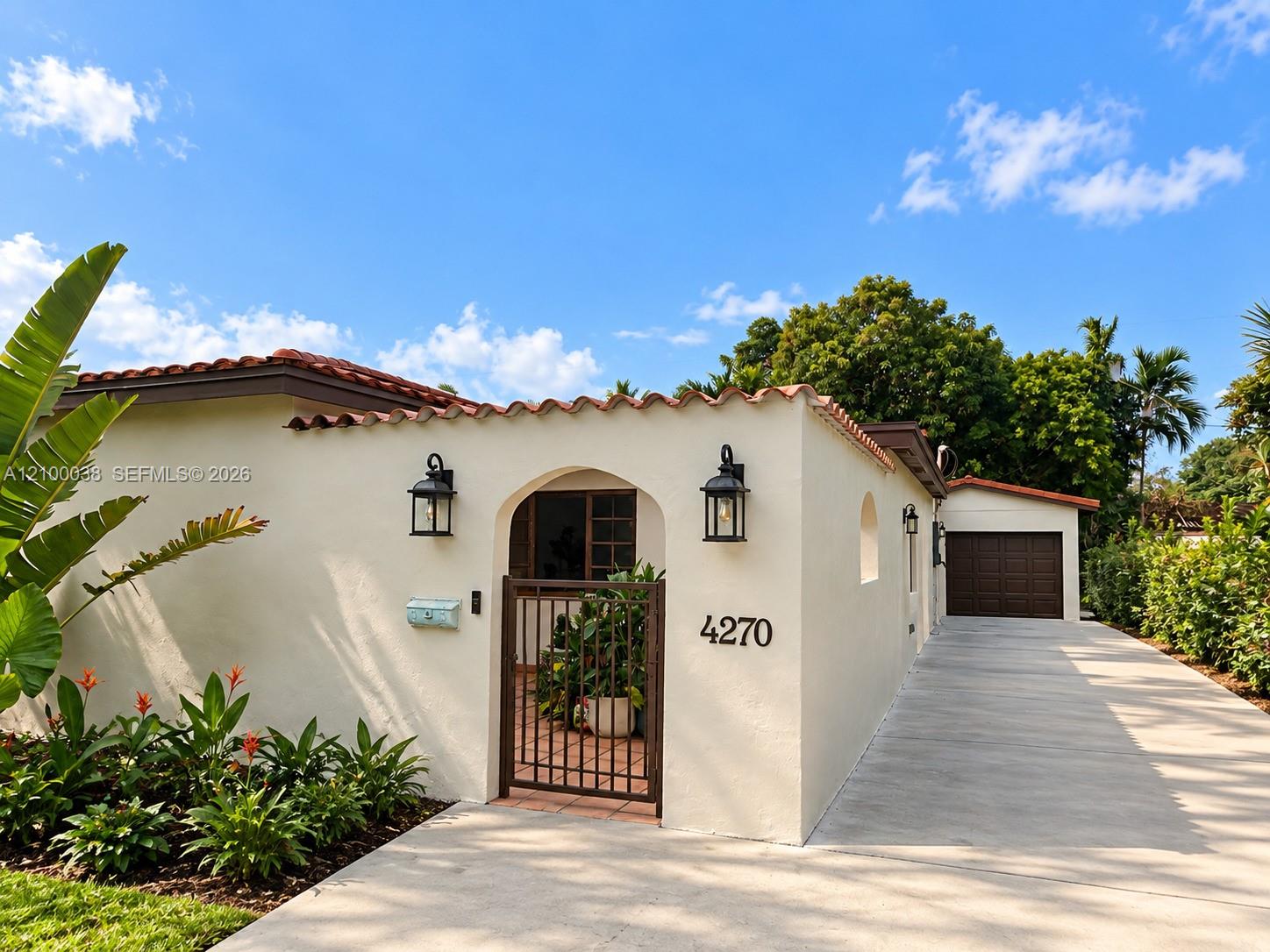 4270 Sw 13th Street Property Photo 1