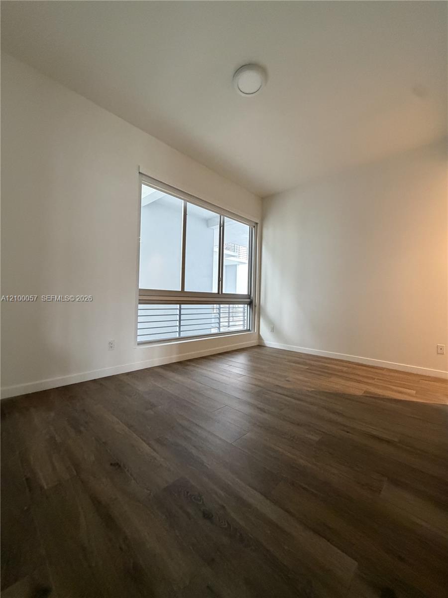 529 Sw 11th Street 203 Property Photo 20
