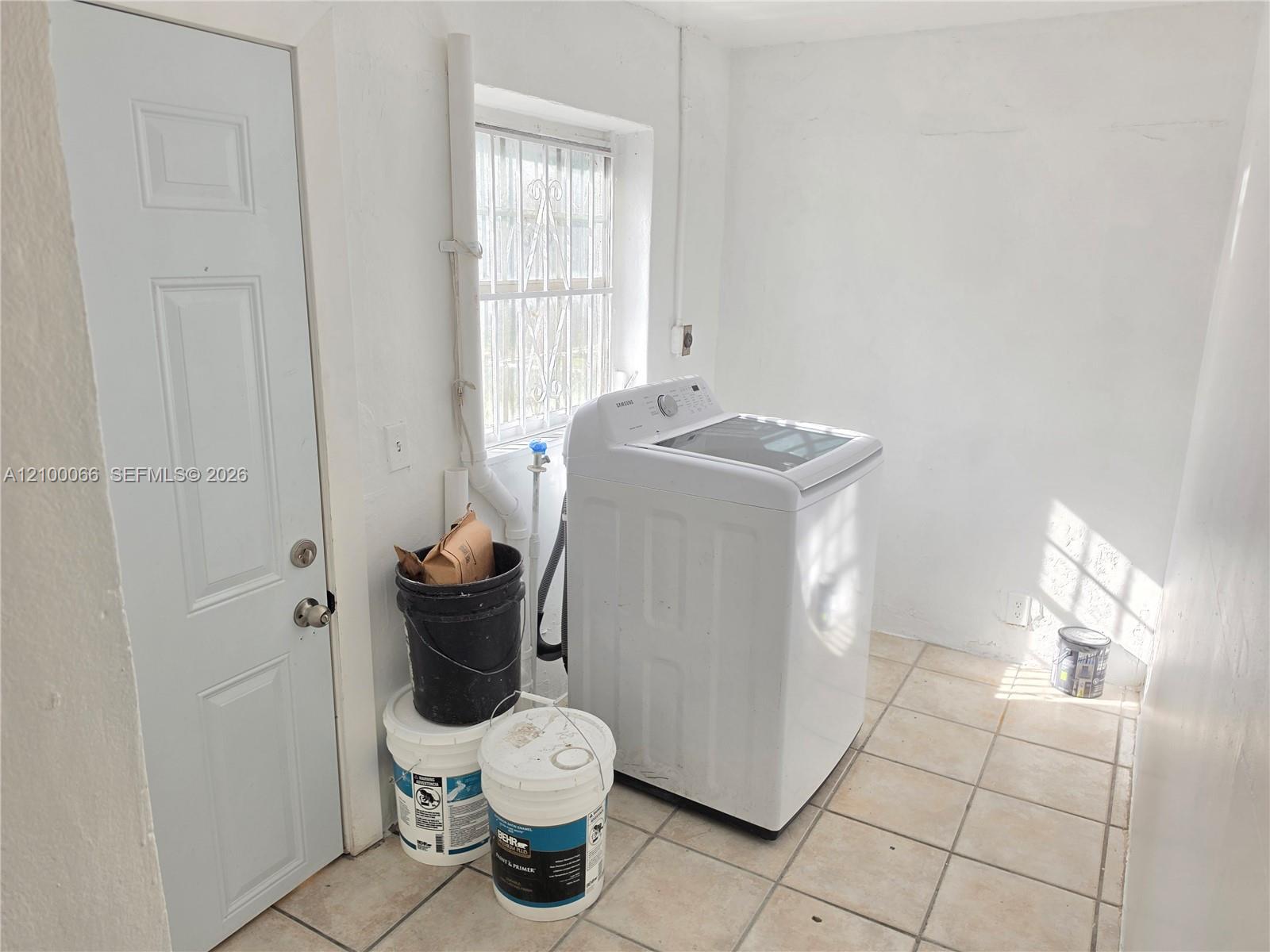 7600 Nw 12th Avenue 7600 Property Photo 8