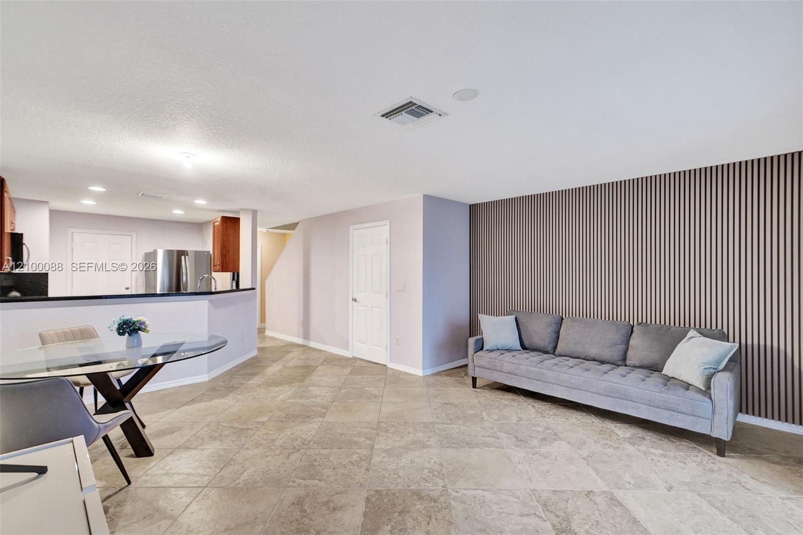 5929 Royal Way 5929 Property Photo 6