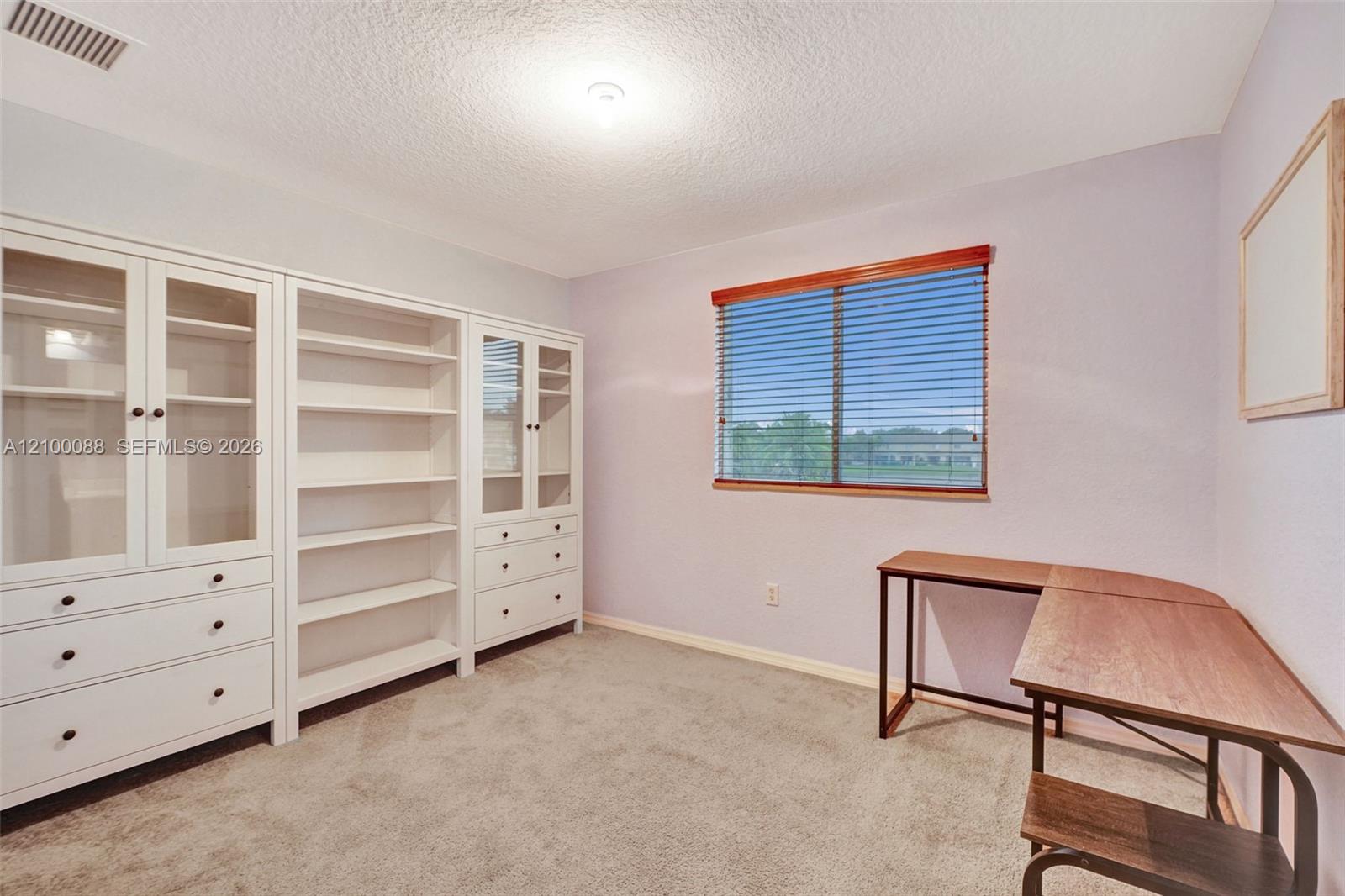 5929 Royal Way 5929 Property Photo 11