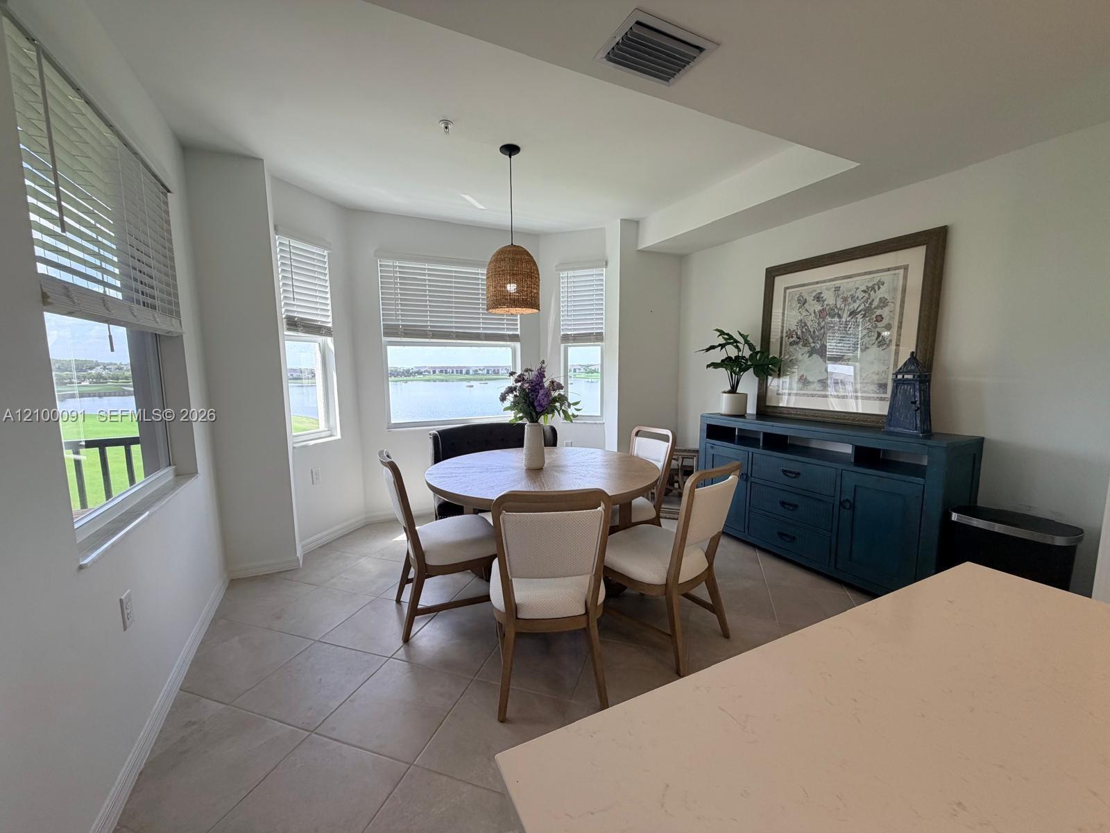 5629 Double Eagle Circle 4233 Property Photo 9