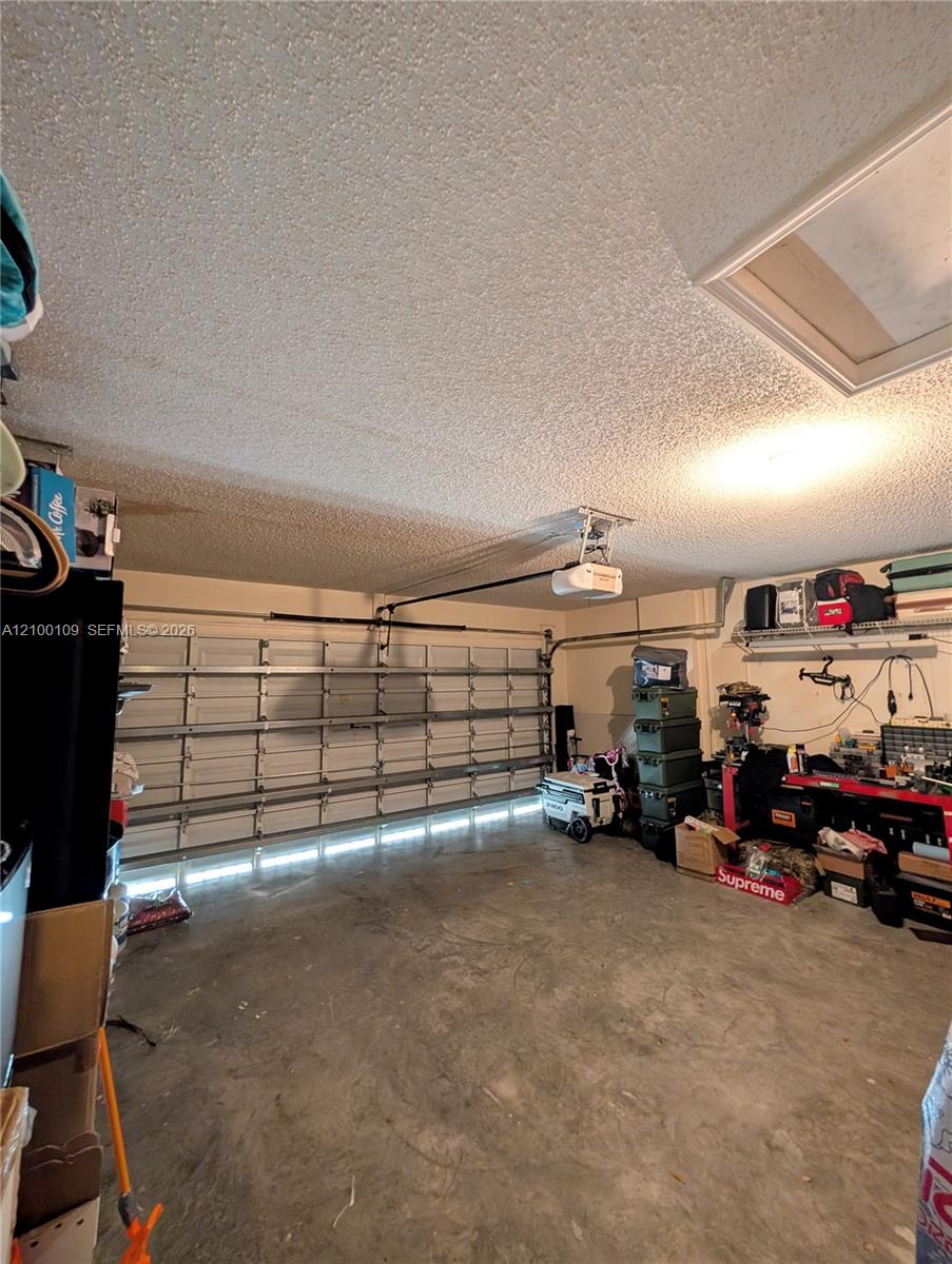 7683 Nw 19th Street Property Photo 24