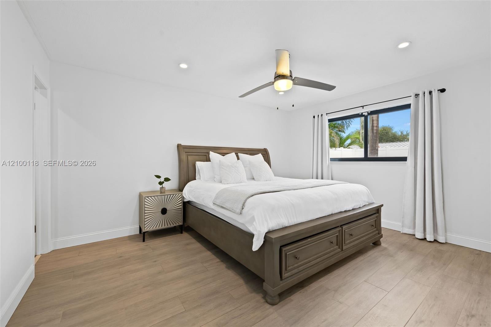 2091 Ne 55th Street Property Photo 17