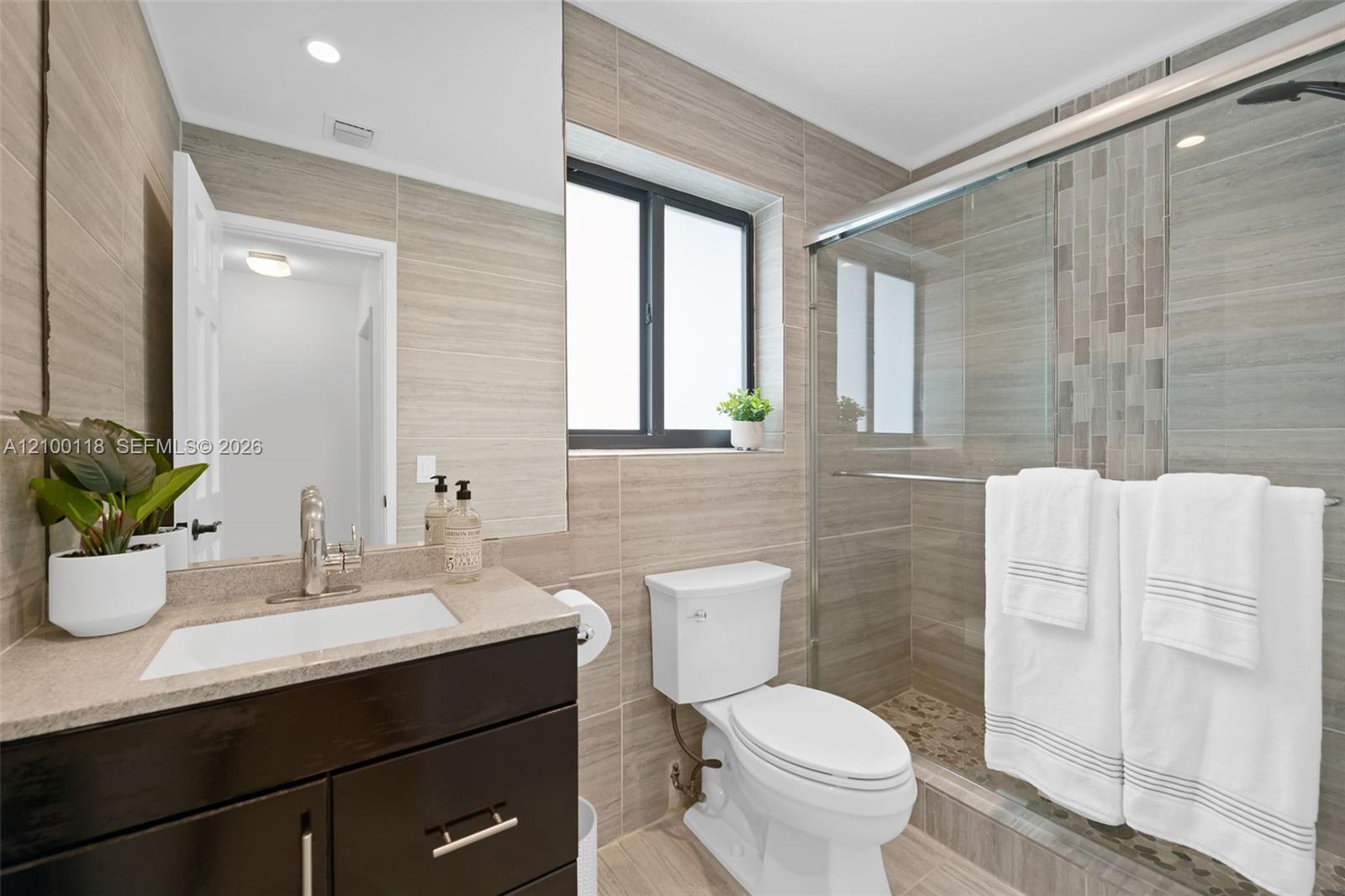 2091 Ne 55th Street Property Photo 24