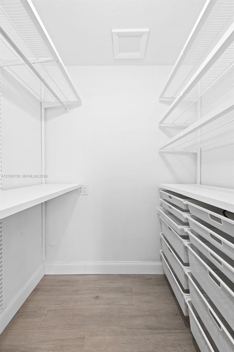 2091 Ne 55th Street Property Photo 27