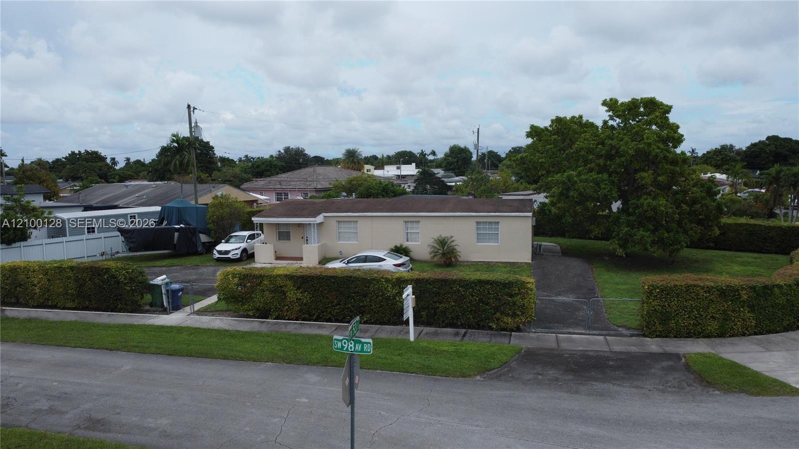 5241 Sw 98th Ave Road Property Photo 1