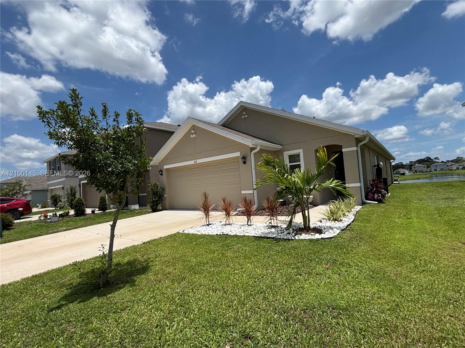 A12100145 Property Photo 1