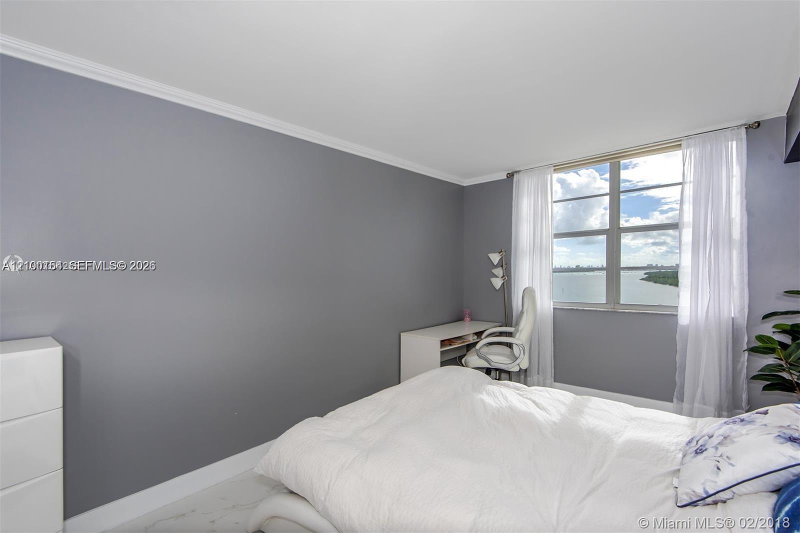 300 Bayview Drive 1102 Property Photo 22