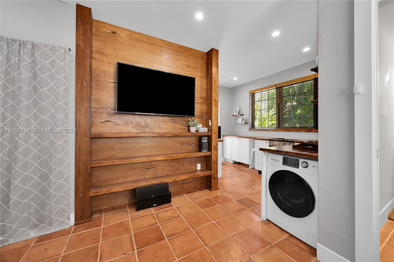 504 Majorca Avenue Property Photo 30
