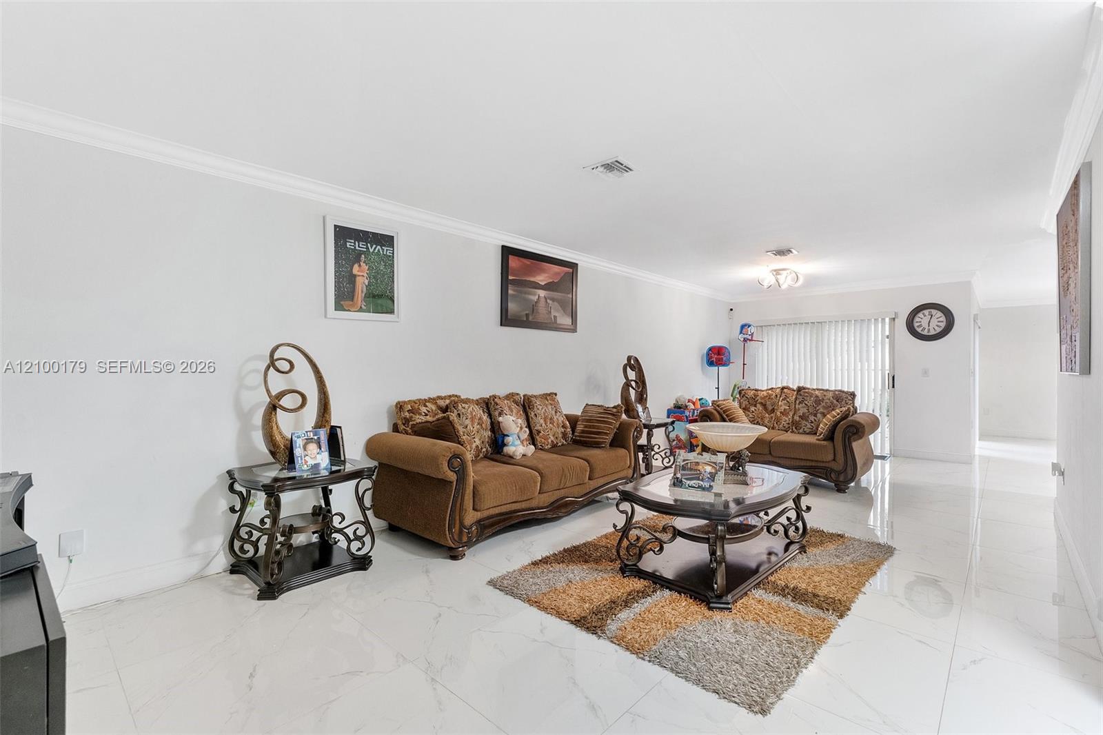 4027 Eastridge Drive Property Photo 3