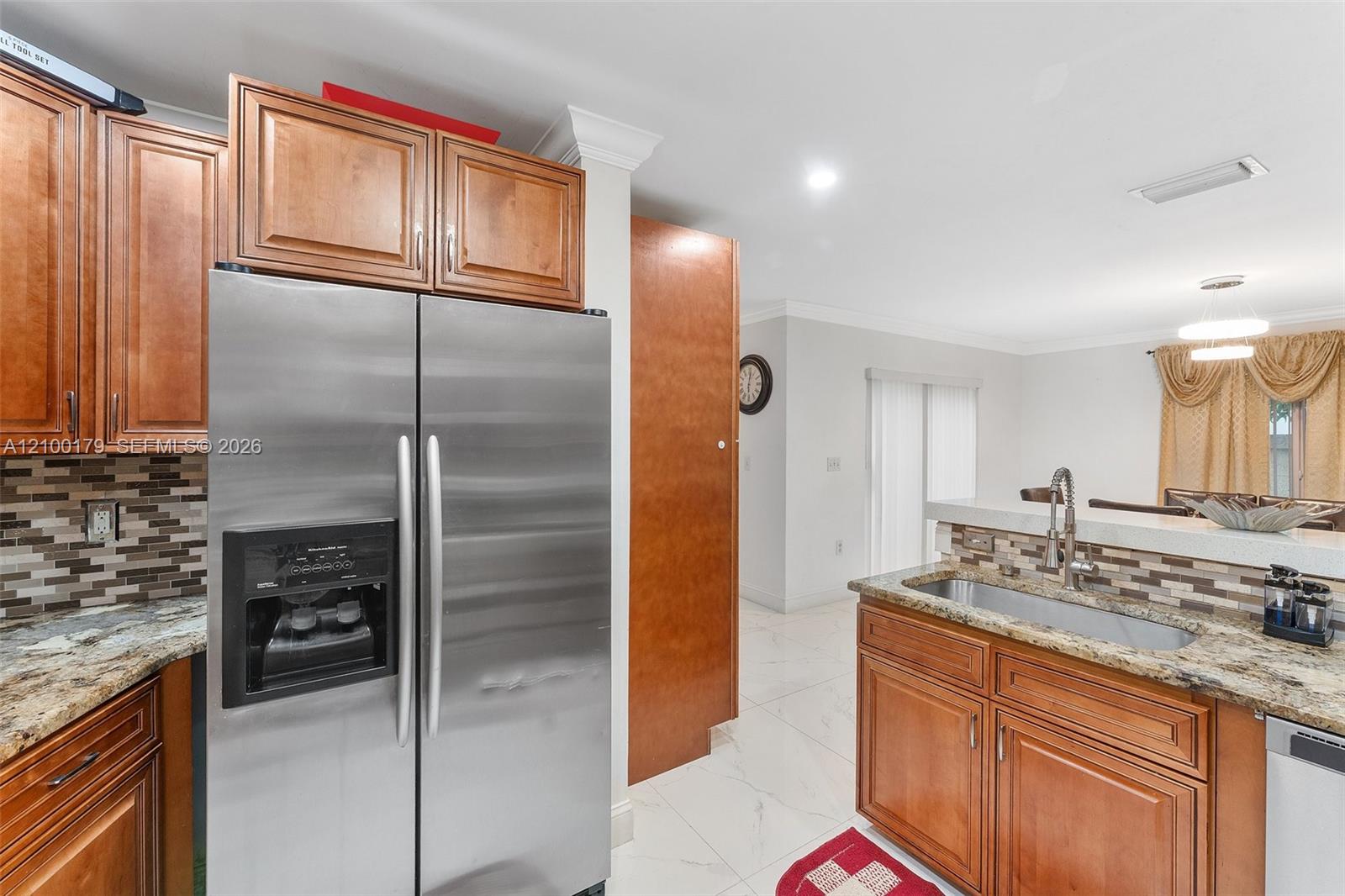 4027 Eastridge Drive Property Photo 9