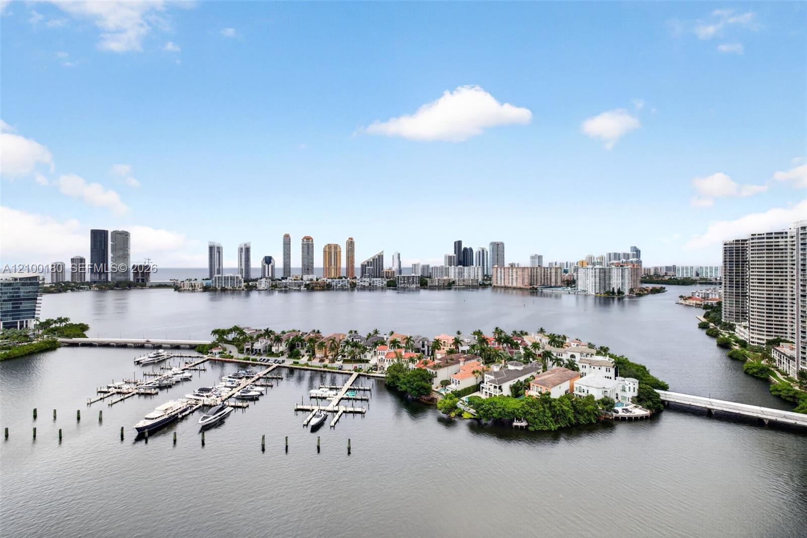 7000 Island Boulevard 2409-2410 Property Photo 1