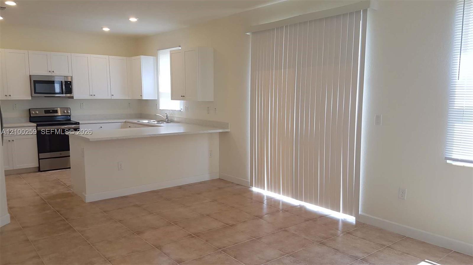 10554 W 35th Lane 10554 Property Photo 4