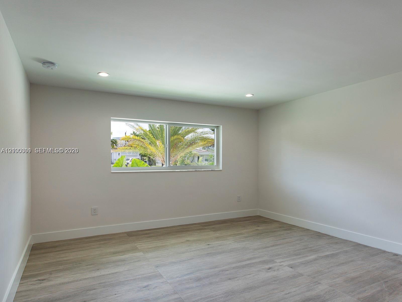 2025 Keystone Boulevard Property Photo 21