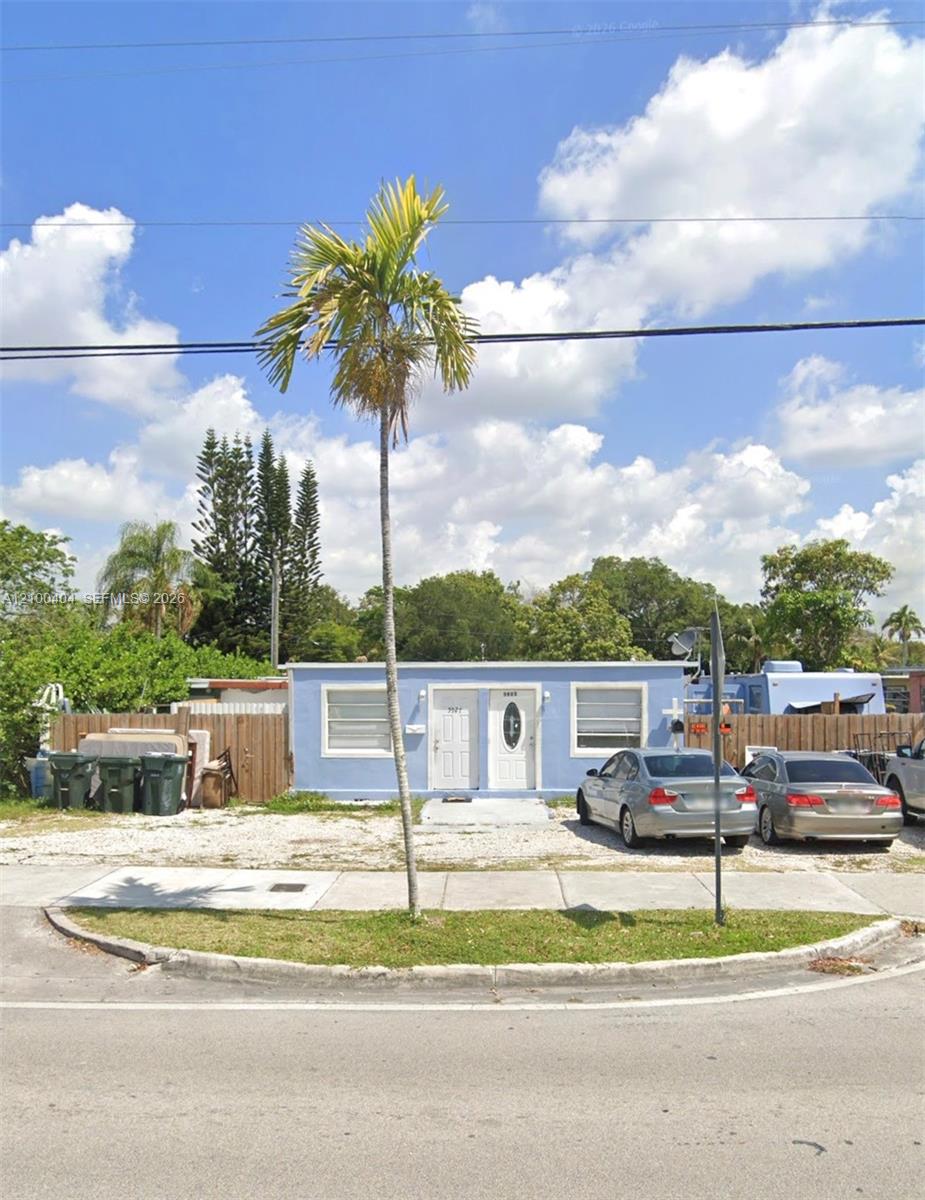 5925 SW 64th Street