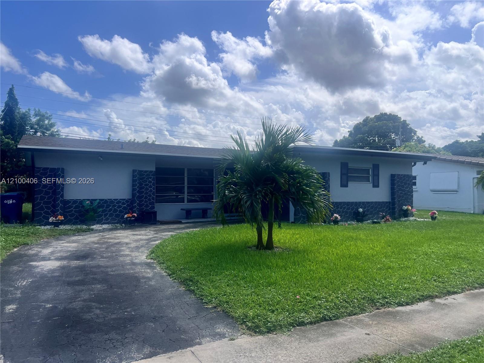 4420 NW 25th Place Property Photo 1