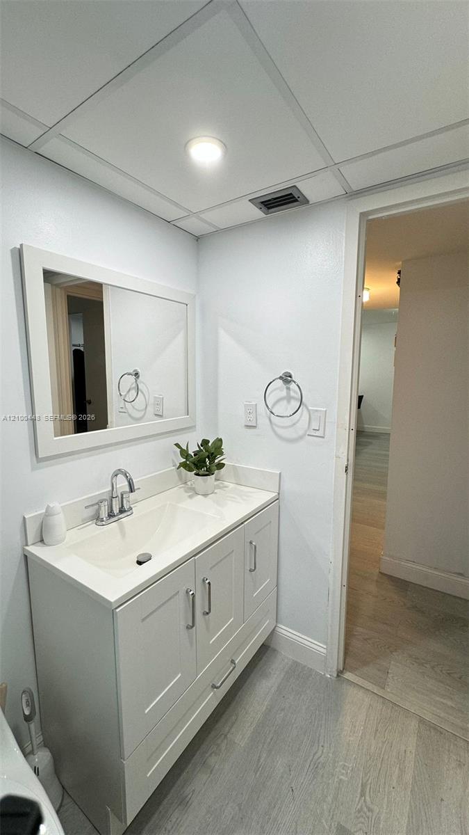 1800 N Lauderdale Avenue 1117 Property Photo 14